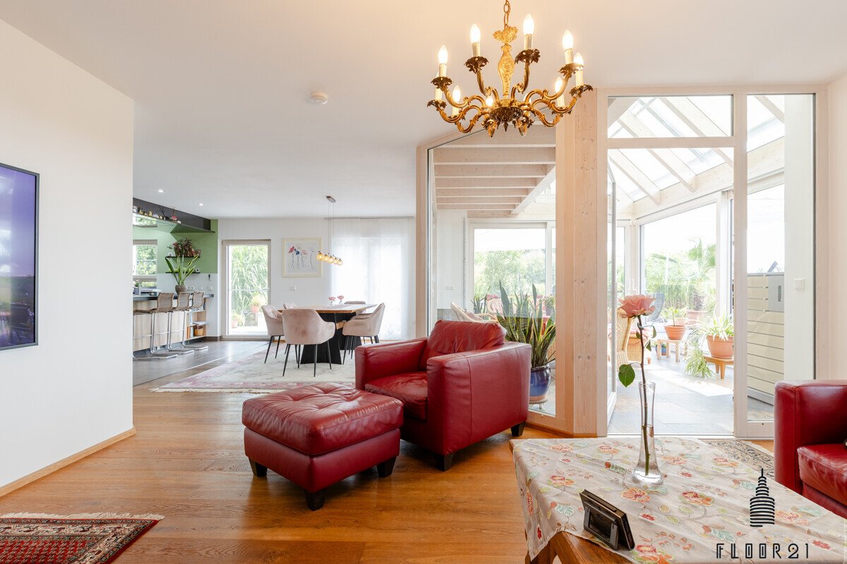 Einzigartiges Anwesen - naturnah und energieeffizient Thumbnail 3